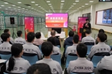 奏响青春之歌，感受奋斗力量！“青春思享嘉”党的二十大精神宣讲走进“未来工厂”