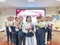 春风十里，不如你笑颜！致最美的你们